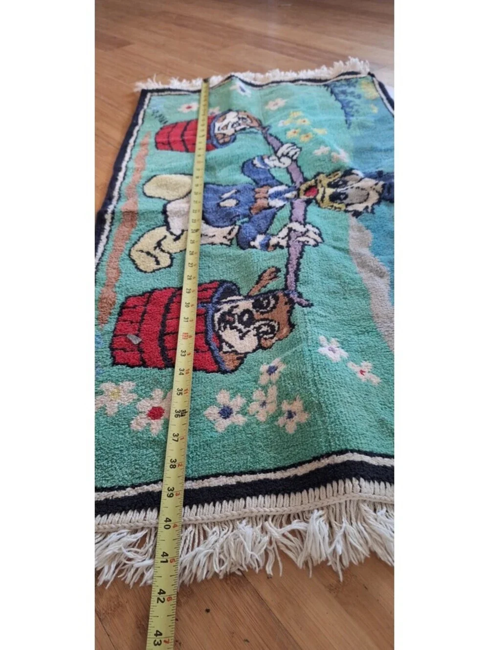 VTG Disney Donald Duck Chip & Dale Belgian Cotton Rug Wallhanging Tassels 21x40